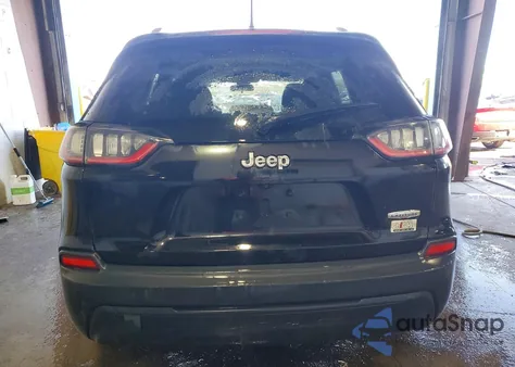 2019 Jeep Cherokee Latitude z USA, uszkodzony, nr VIN 1C4PJLCB2KD327389
